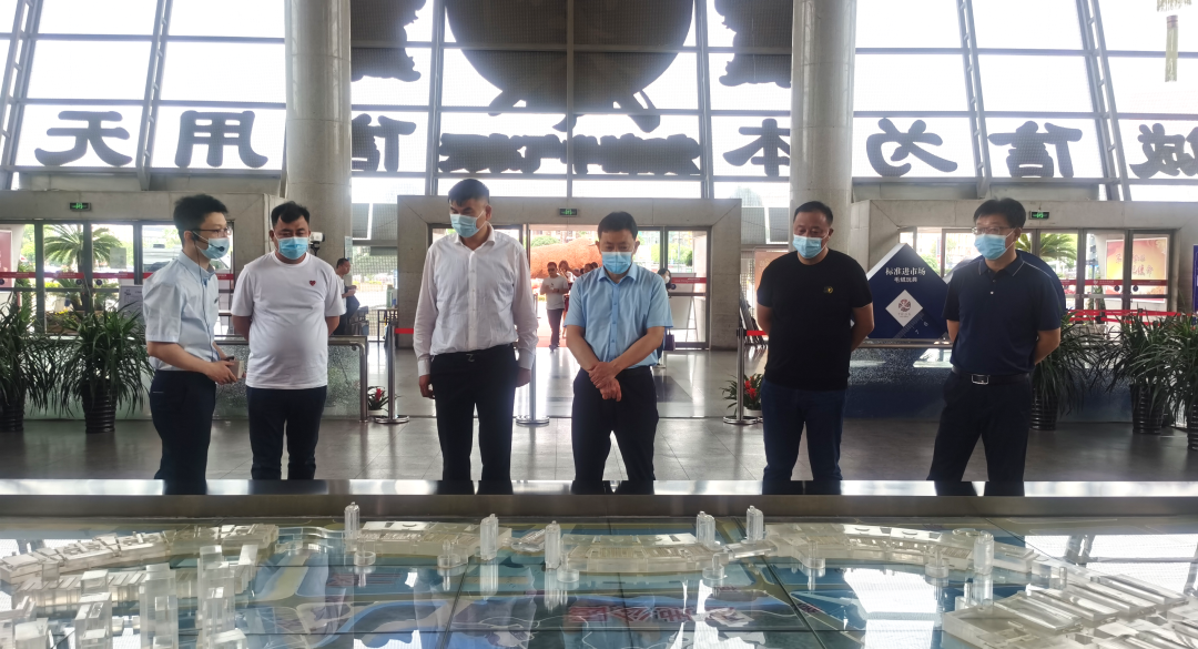 乌兰察布市集宁区领导一行莅临金田阳光投资集团参观考察 乌兰察布市集宁区领导一行莅临金田阳光投资集团参观考察